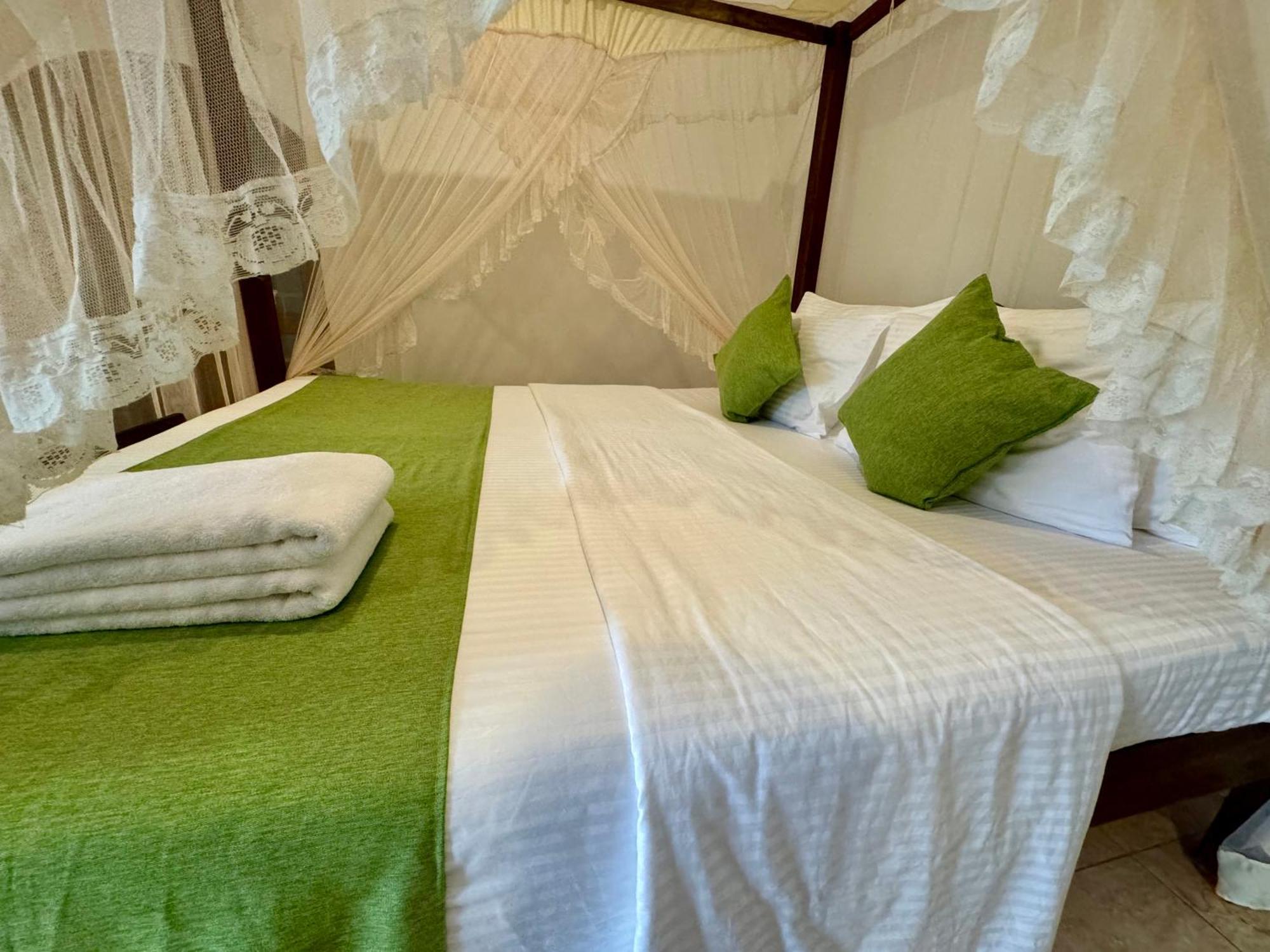 Brinkhouse Guesthouse , Unawatuna Beach Εξωτερικό φωτογραφία